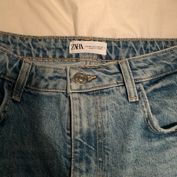 Zara Straight Leg Jeans - Picture 3 of 3